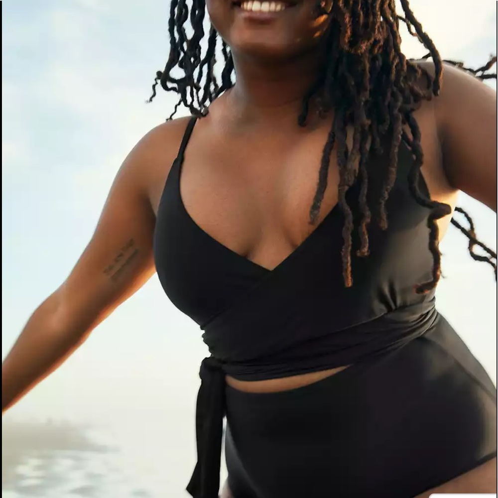 Aerie wrap swimsuit, size XL Long, black, never worn.